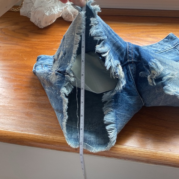 Abercrombie and Fitch Distressed Jean Shorts - Picture 11 of 11